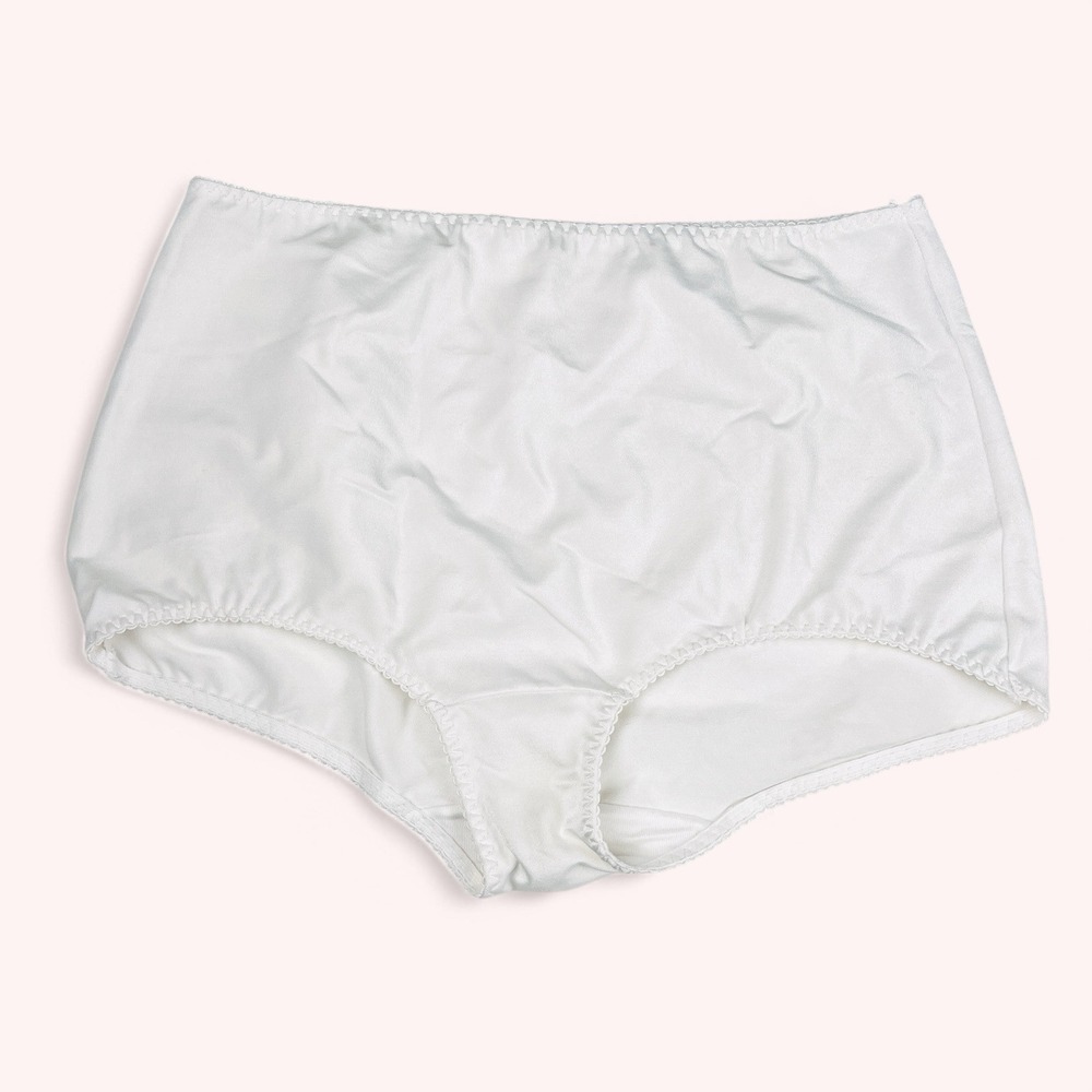 Vintage Vanity Fair Granny Panties White Nylon Spandex‎ 40-211 XXXL Slimming